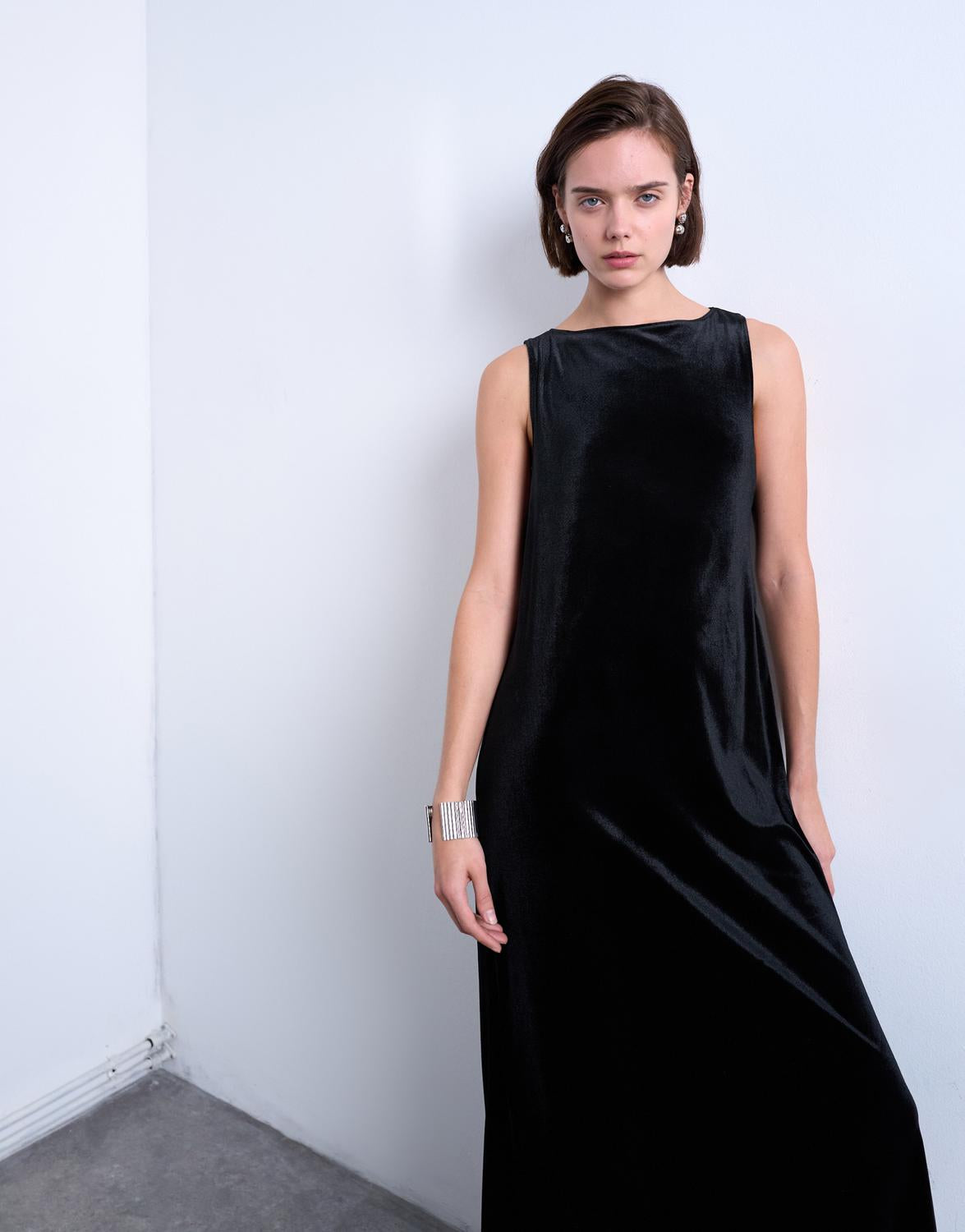 model_shot-front